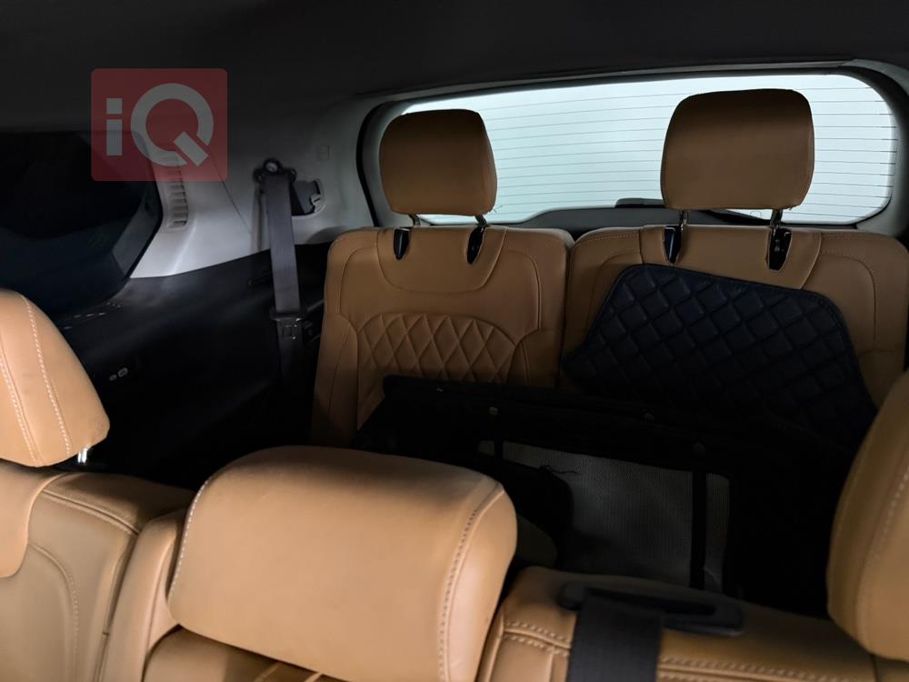 Jeep Grand Cherokee L